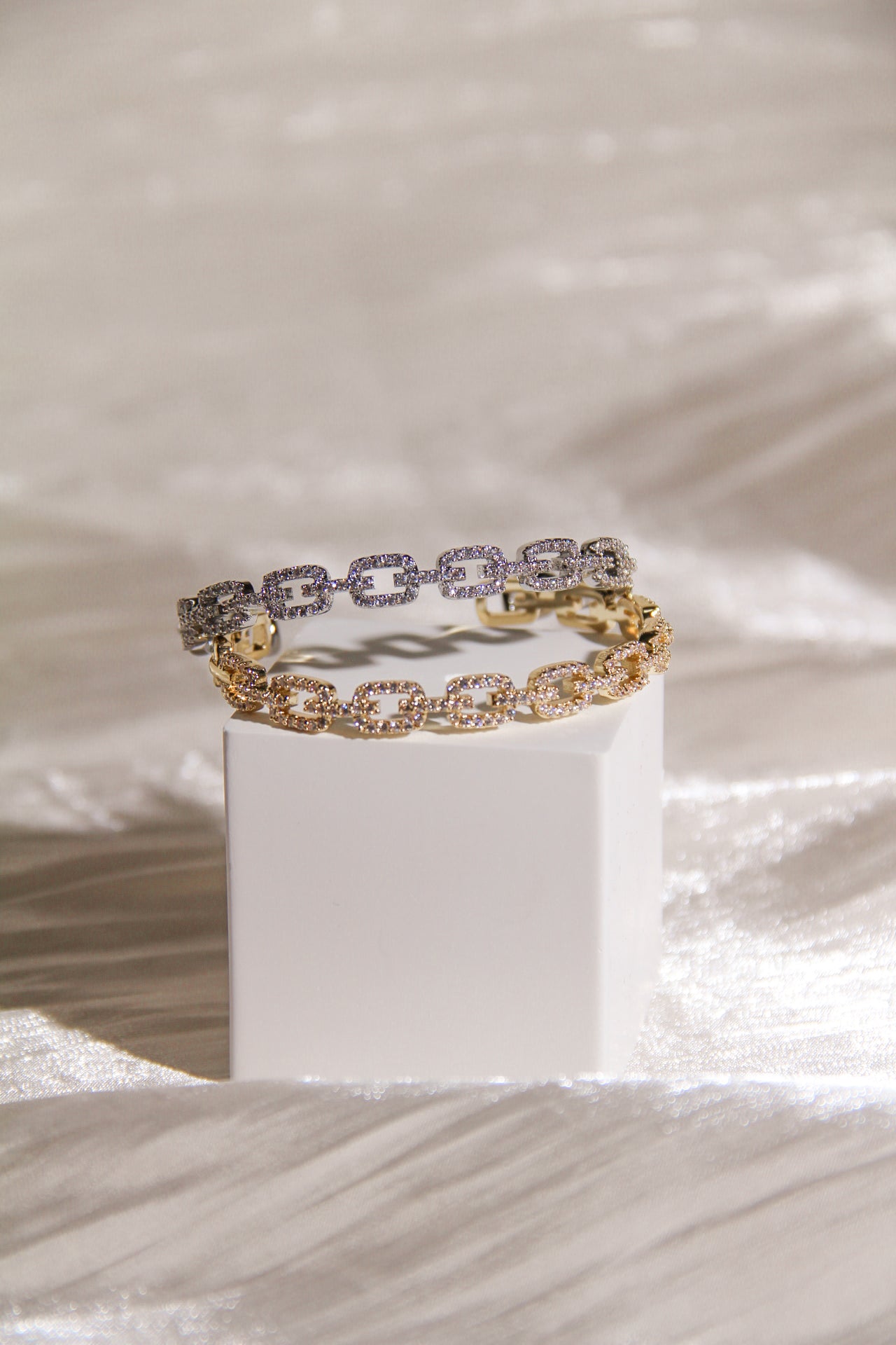 Nova Chain Bangle