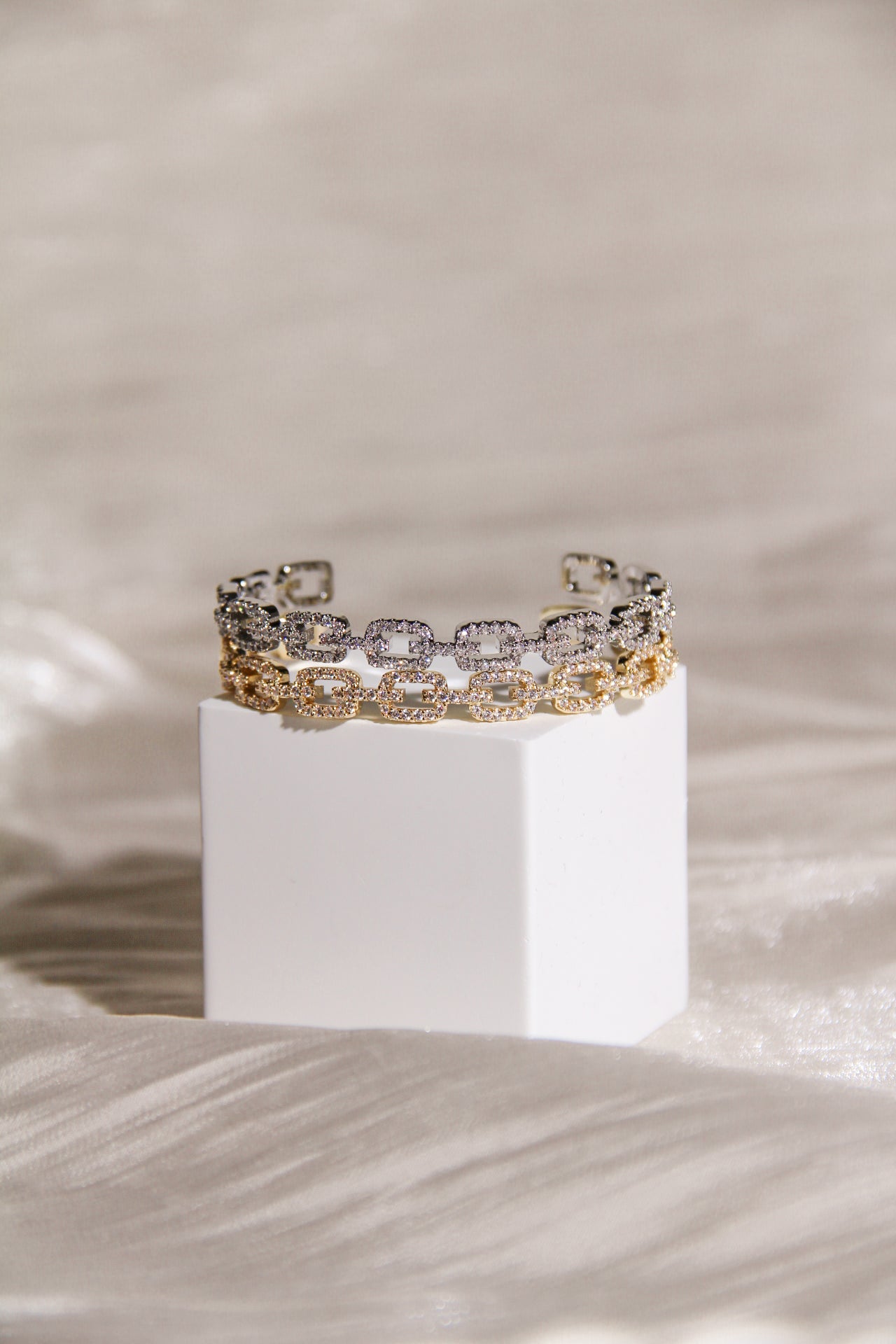 Nova Chain Bangle