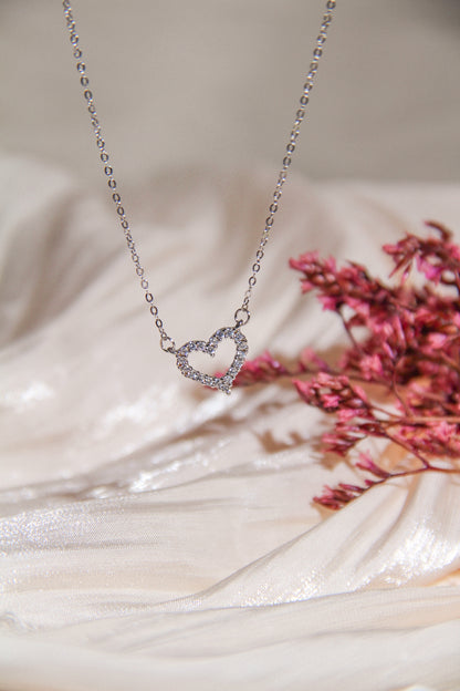 Thea Heart Necklace