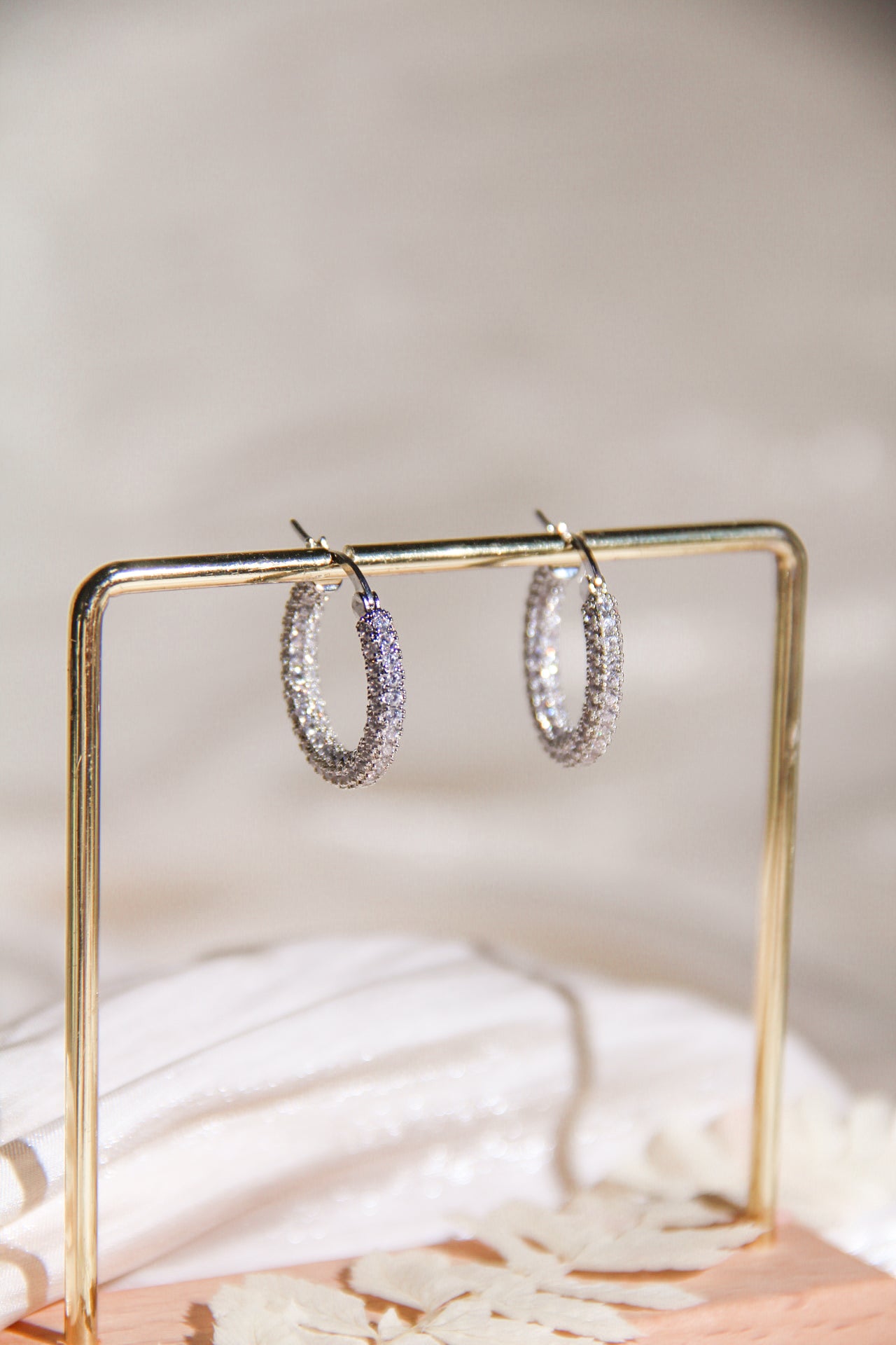 Trent Basic Hoop Earrings